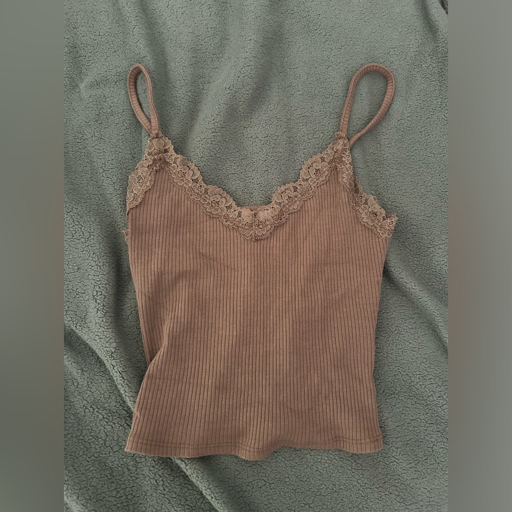 Garage brown lace tank top🤎🤎